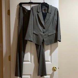 Gray Pattern Suit